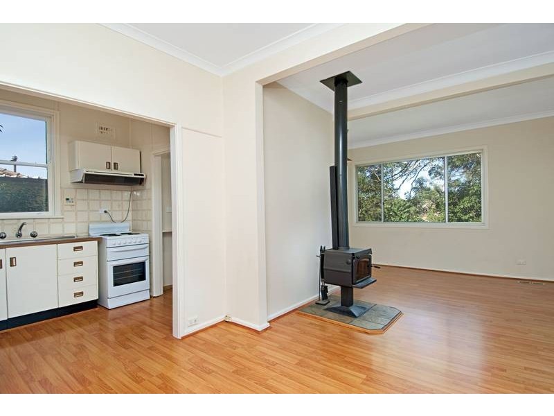 16 Manning Parade, Dundas NSW 2117