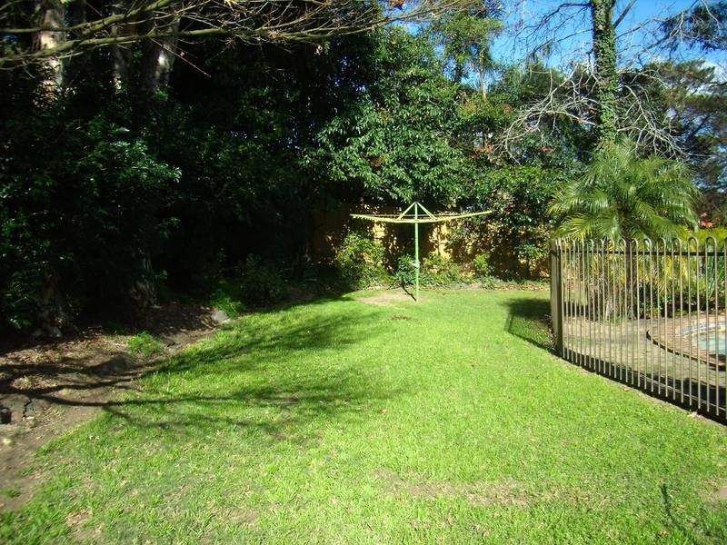 4 Randal Crescent, North Rocks NSW 2151