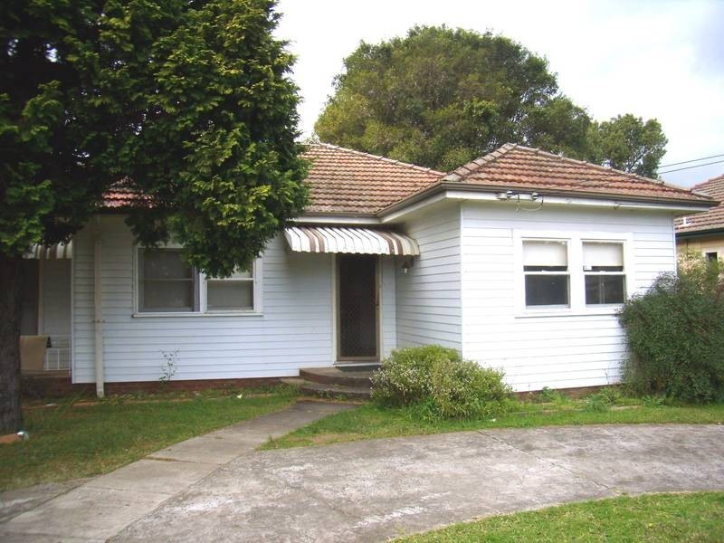 8 Adderton Road, Telopea NSW 2117