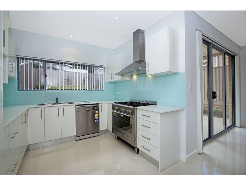 12 Heysen Avenue, Ermington NSW 2115