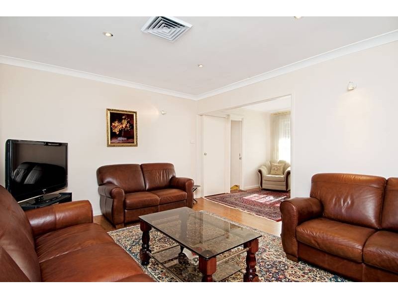 5 Carmen Drive, Carlingford NSW 2118