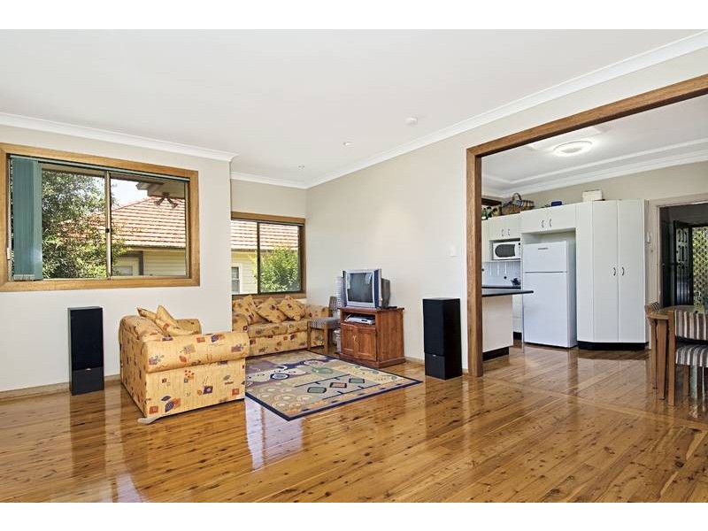 8 Griffiths Street, Ermington NSW 2115