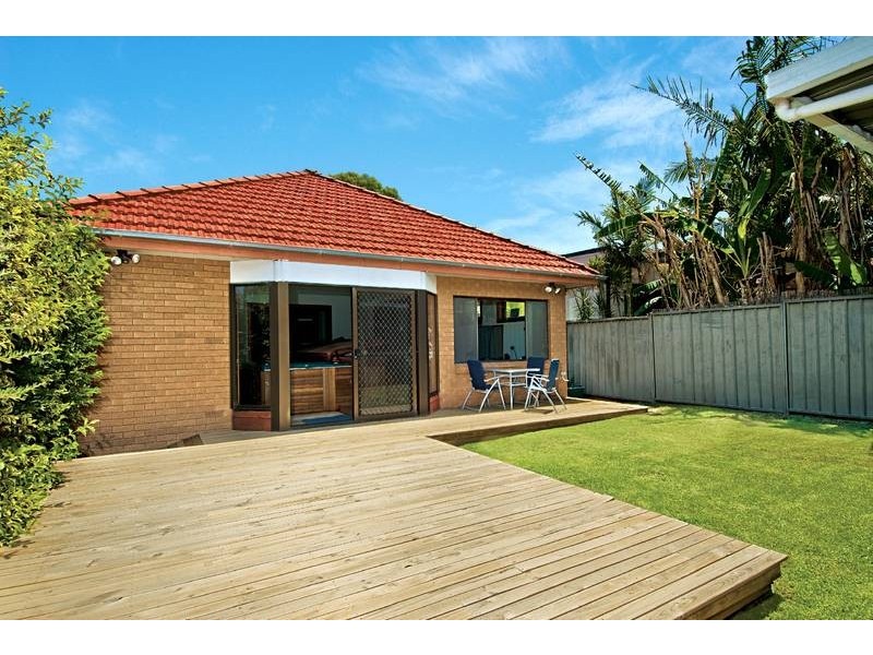 8 Griffiths Street, Ermington NSW 2115