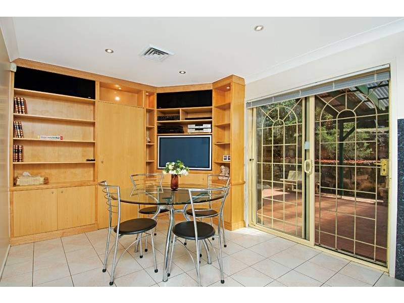 3 Larnook Close, Oatlands NSW 2117