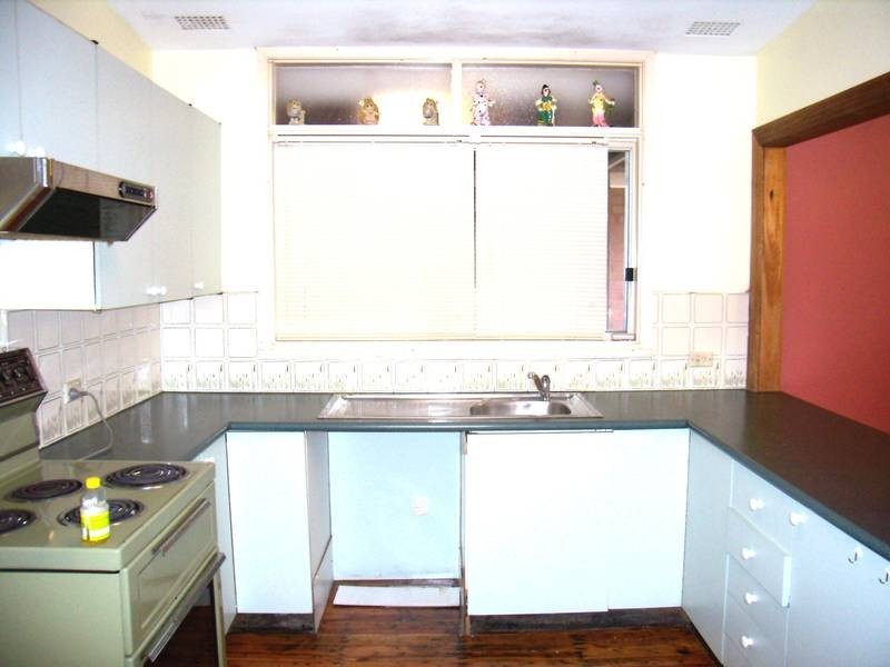 18 Brooker Avenue, Oatlands NSW 2117