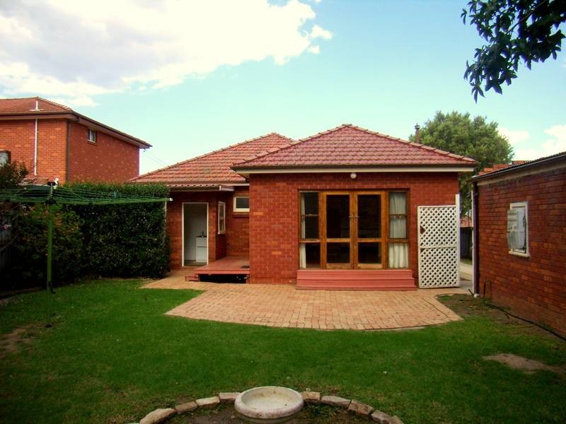 16 Donovan Street, Eastwood NSW 2122