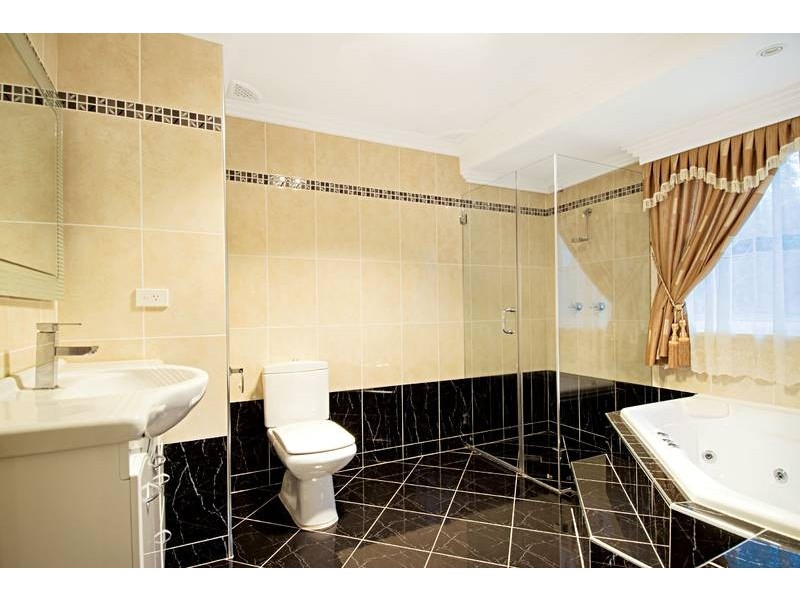 26 Lindisfarne Crescent, Carlingford NSW 2118