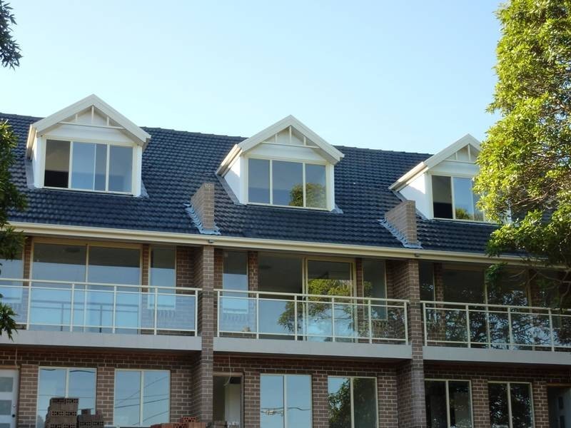 10-12 Bowden Street, Parramatta NSW 2150