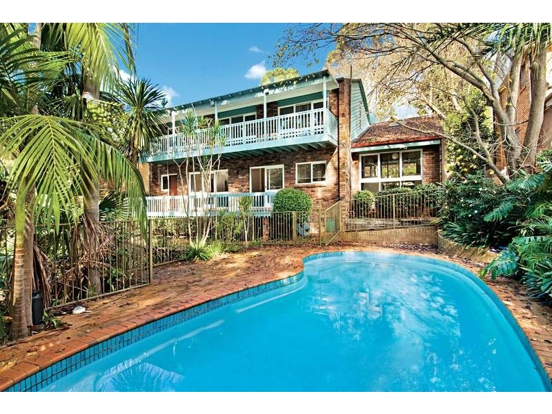 8 Ferndale Avenue, Carlingford NSW 2118