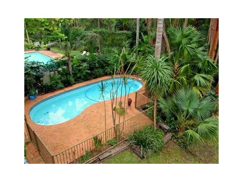 8 Ferndale Avenue, Carlingford NSW 2118