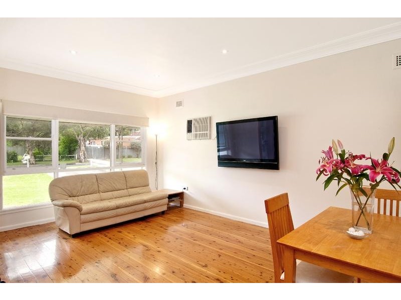 16 Brooker Avenue, Oatlands NSW 2117