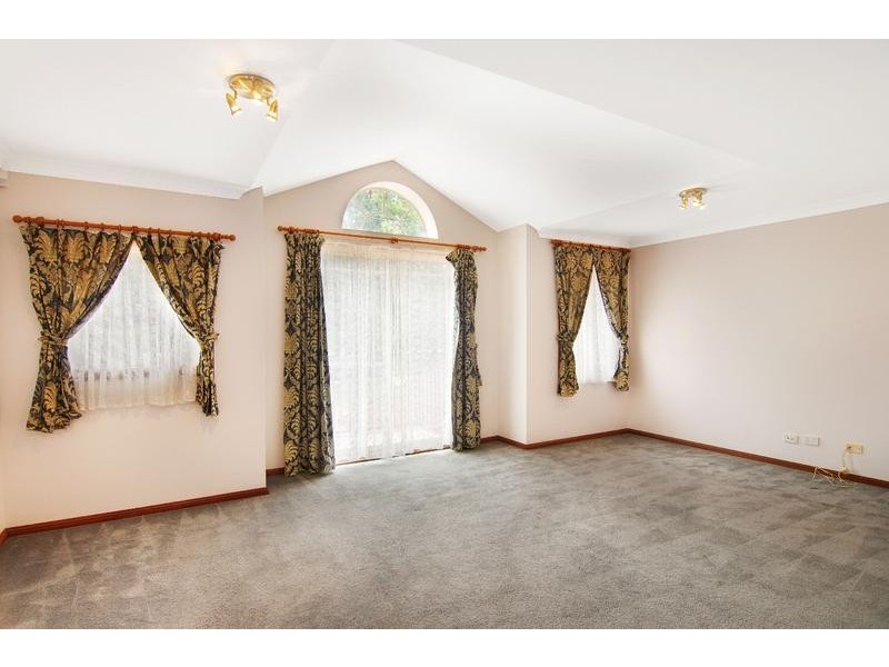 2 Blenheim Avenue, Carlingford NSW 2118