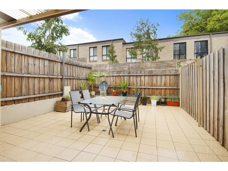 2/95 Kissing Point Road, Dundas NSW 2117