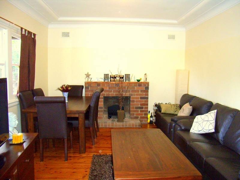 2 Dunmore Avenue, Carlingford NSW 2118