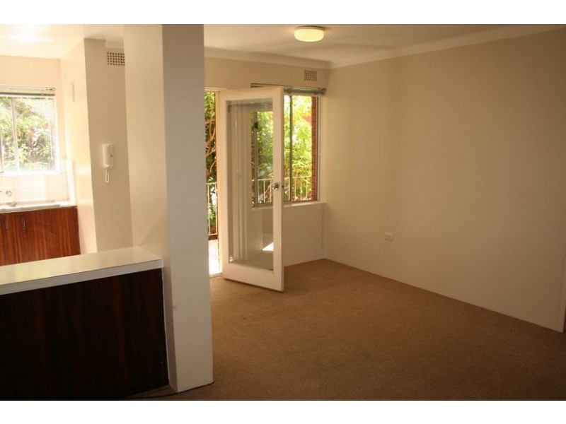 8/14 Union Street, Meadowbank NSW 2114