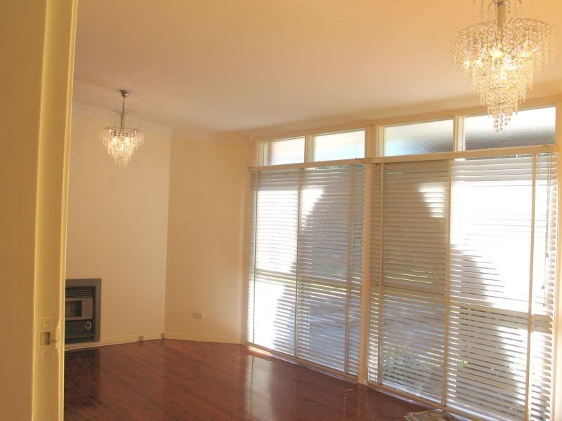 18 Brooker Avenue, Oatlands NSW 2117