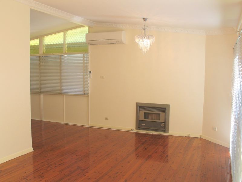 18 Brooker Avenue, Oatlands NSW 2117