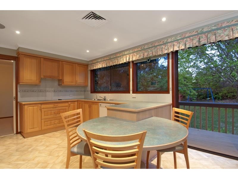 6 Andrew Place, North Rocks NSW 2151