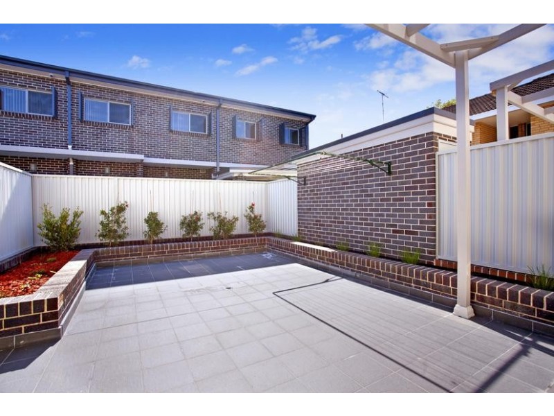 1/68 Hassall Street, Parramatta NSW 2150