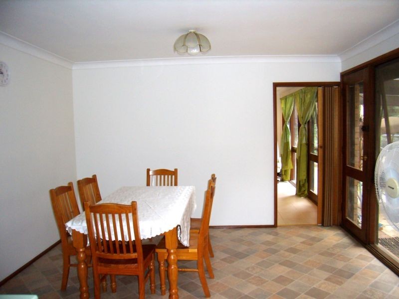 18 Edinburgh Ave, Carlingford NSW 2118