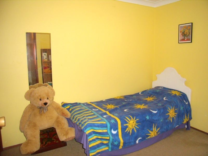 18 Edinburgh Ave, Carlingford NSW 2118