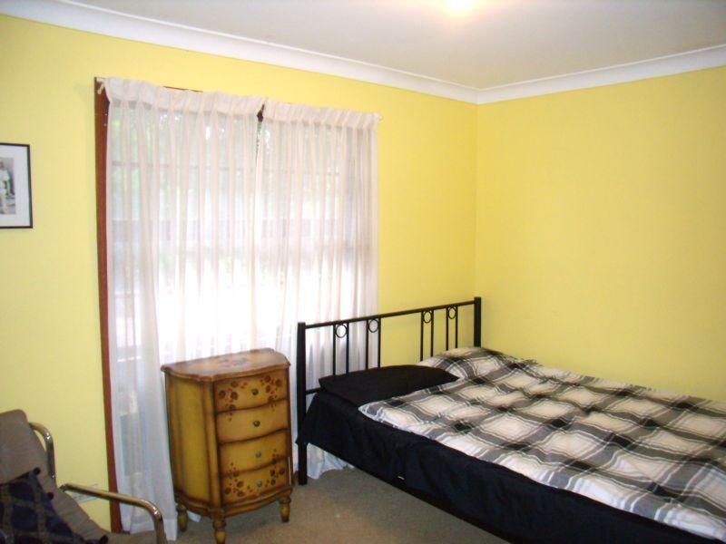 18 Edinburgh Ave, Carlingford NSW 2118