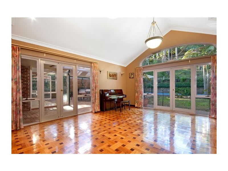 41 Larissa Avenue, West Pennant Hills NSW 2125