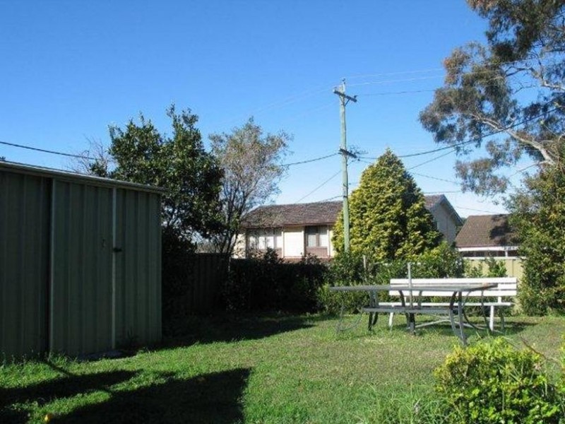 2a Lochinvar Pde, Carlingford NSW 2118