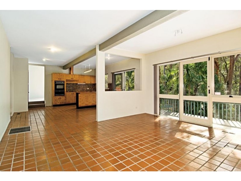 8 Ferndale Avenue, Carlingford NSW 2118