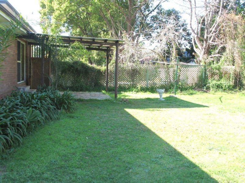 18A Brooker Ave, Oatlands NSW 2117