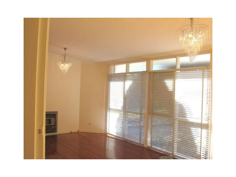 18 Brooker Avenue, Oatlands NSW 2117