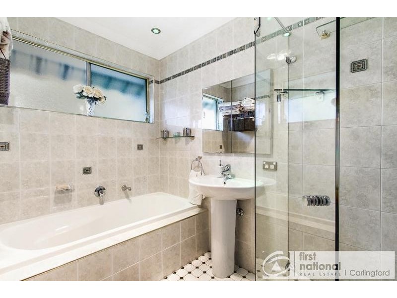 25 Somerset Drive, North Rocks NSW 2151