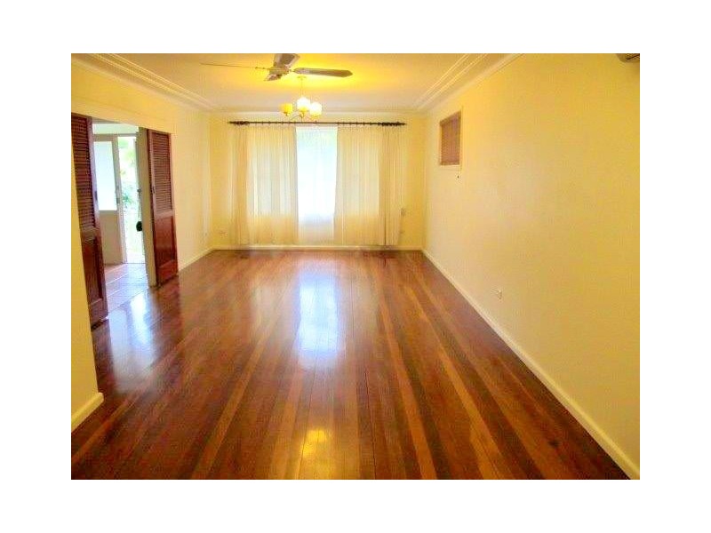 35 Lochinvar Parade, Carlingford NSW 2118