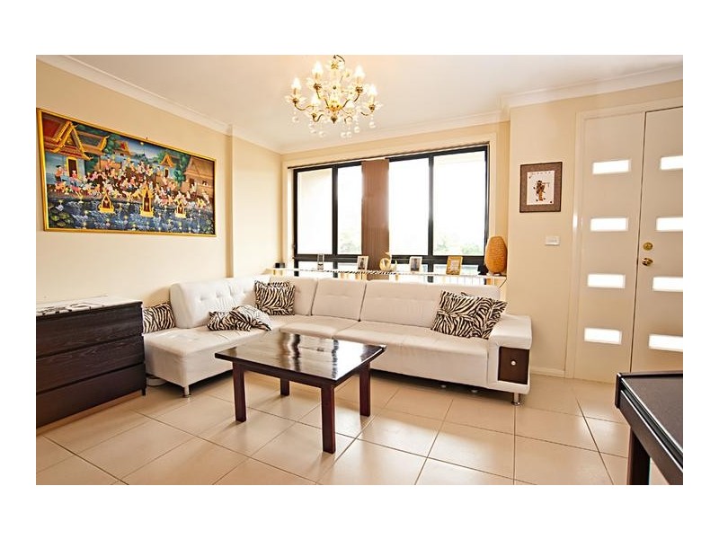 2/158 Kissing Point Road, Dundas NSW 2117