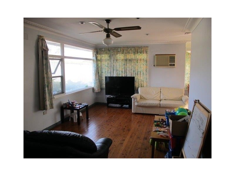 60 Woodbury Street, North Rocks NSW 2151