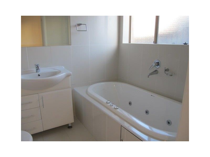 27/1-7 Young Road, Carlingford NSW 2118