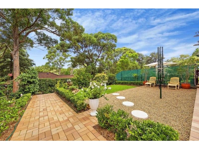 13 Iona Avenue, North Rocks NSW 2151