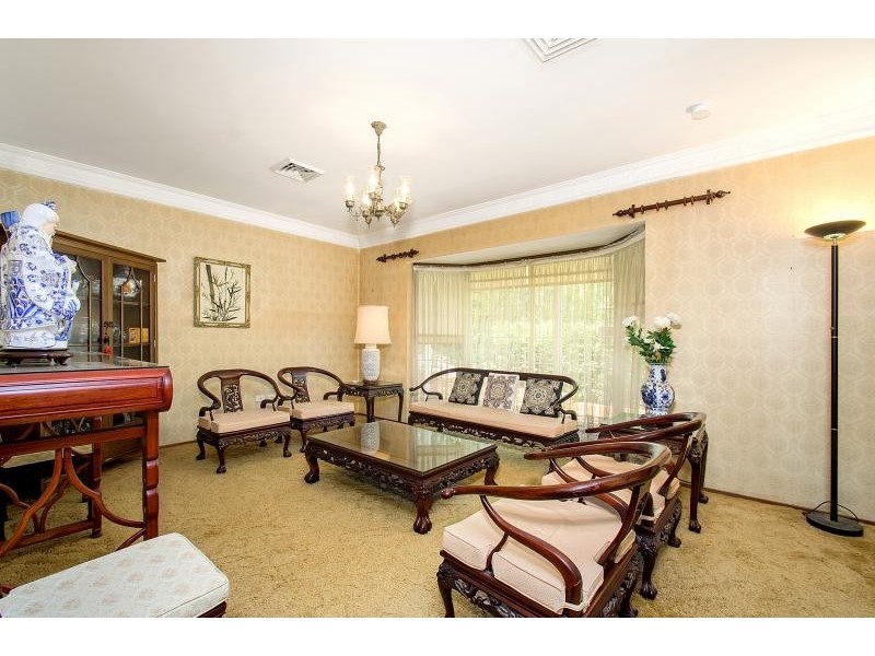 2 Panaview Crescent, North Rocks NSW 2151