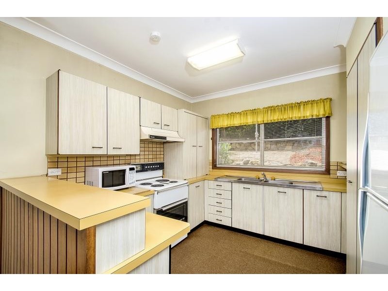 2 Panaview Crescent, North Rocks NSW 2151