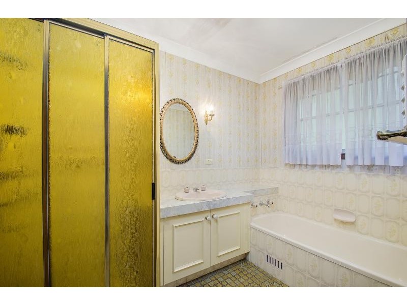 2 Panaview Crescent, North Rocks NSW 2151