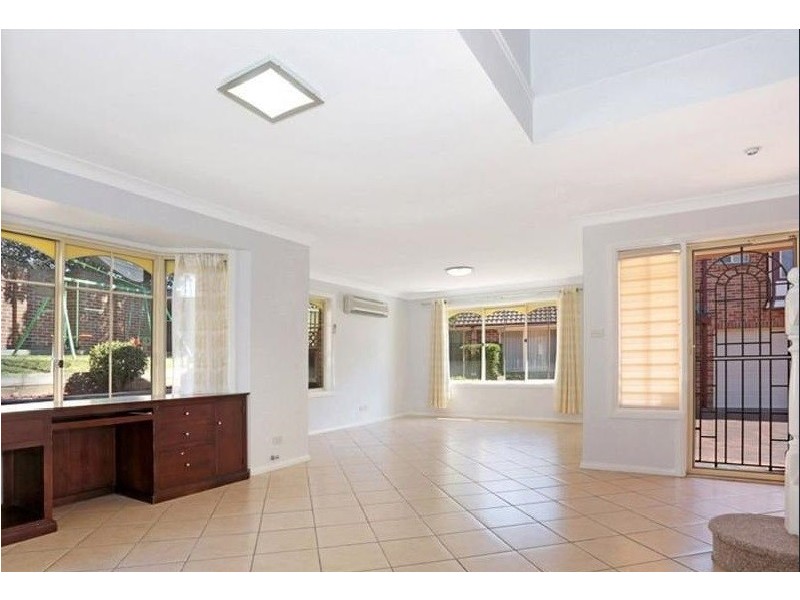 2/125 Oakes Road, Carlingford NSW 2118