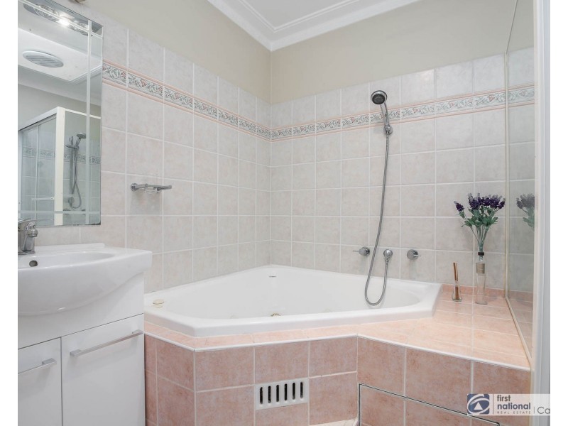 134/40 Strathalbyn Drive, Oatlands NSW 2117