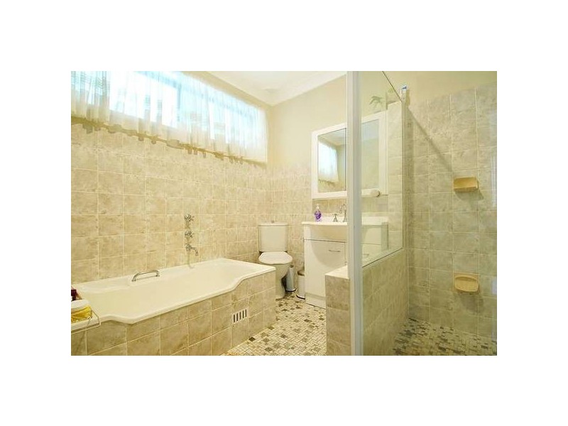 26 Bankshill Crescent, Carlingford NSW 2118