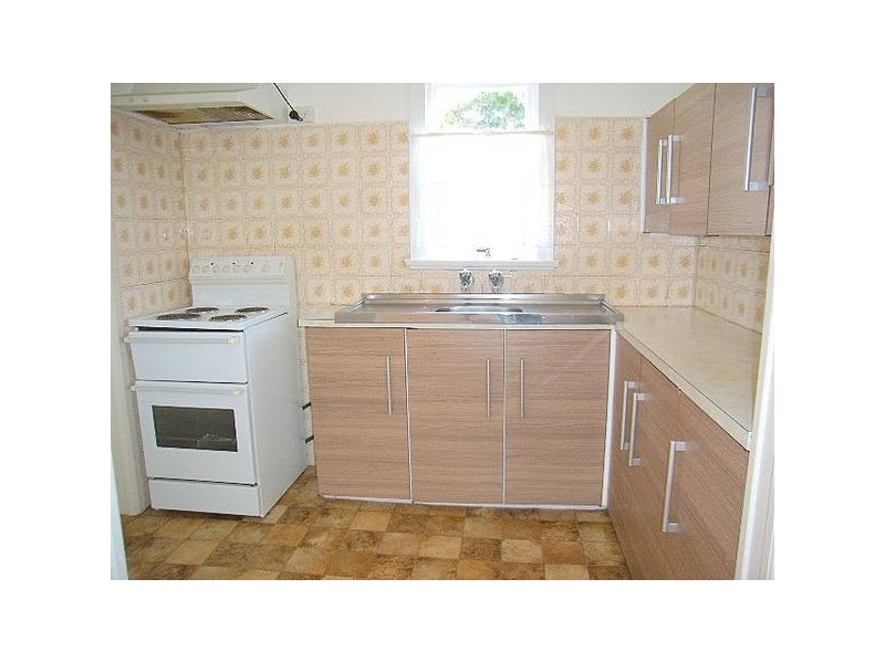 96 Dunmore St, Wentworthville NSW 2145