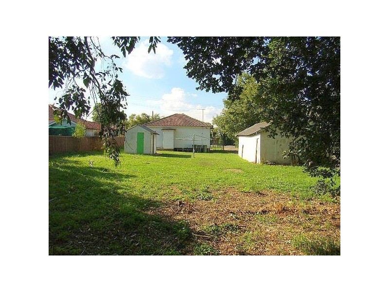 96 Dunmore St, Wentworthville NSW 2145