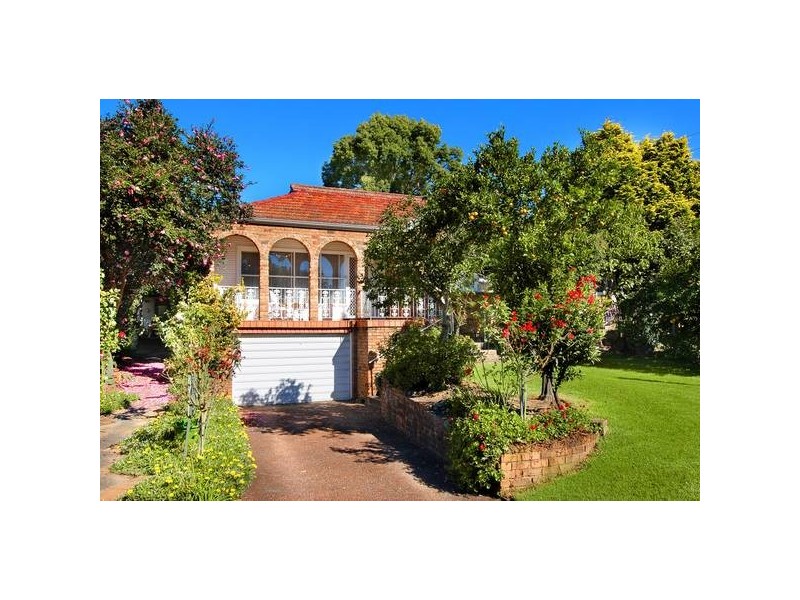 4 Dora Crescent, Dundas NSW 2117