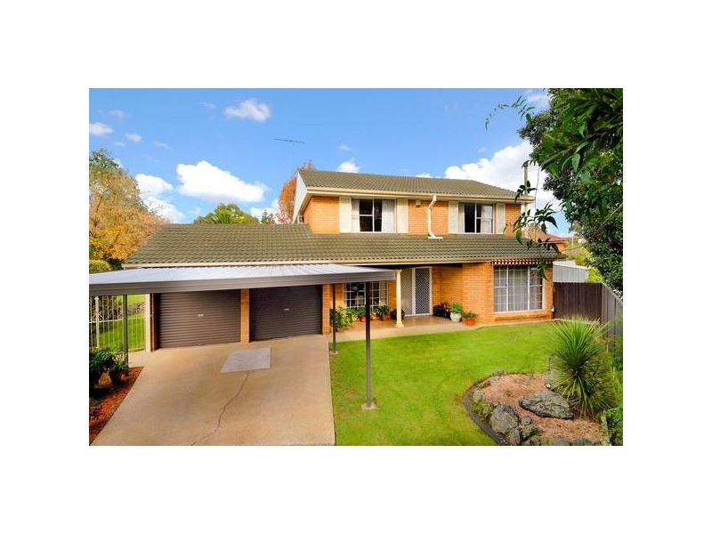 12 Sandringham Drive, Carlingford NSW 2118