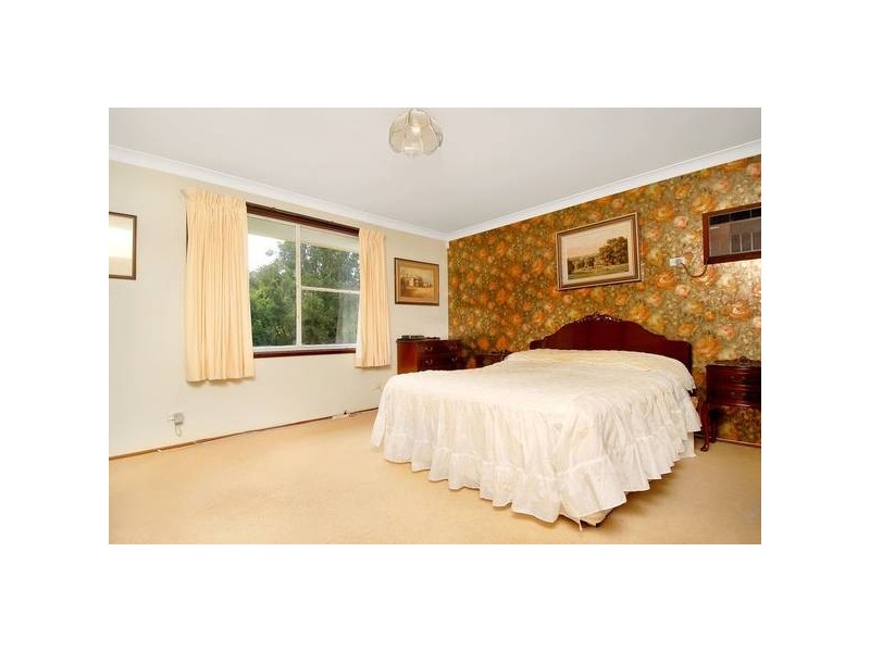 12 Sandringham Drive, Carlingford NSW 2118