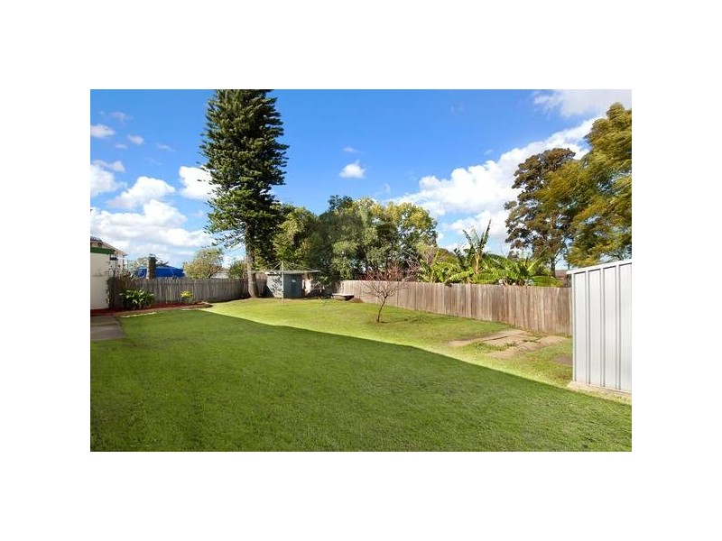 7 Greenslope Street, South Wentworthville NSW 2145