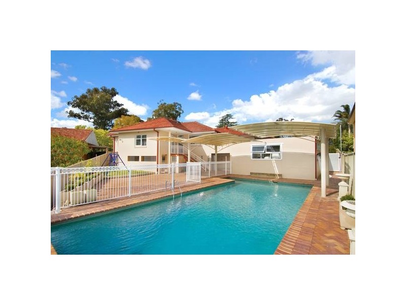 1 Narrun Crescent, Dundas NSW 2117